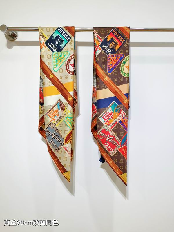 LV silk scarf 90X90cm E050870